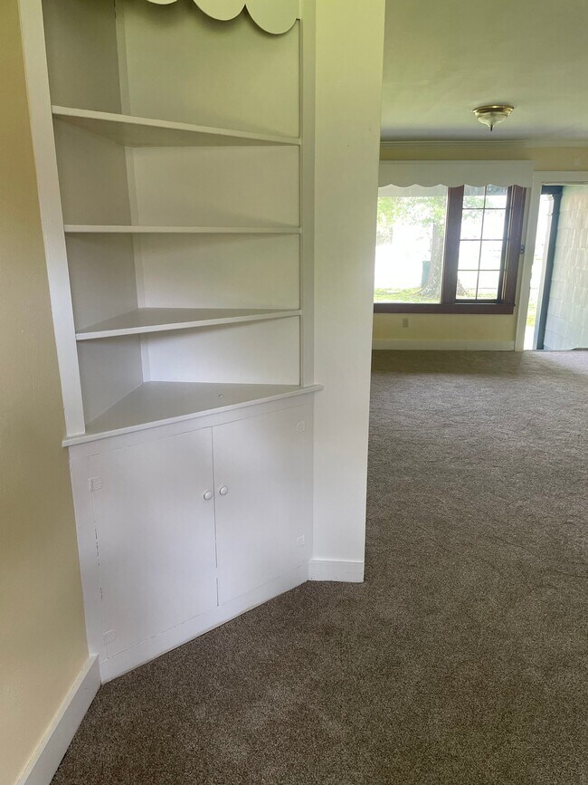 Photo - 617 W Market St