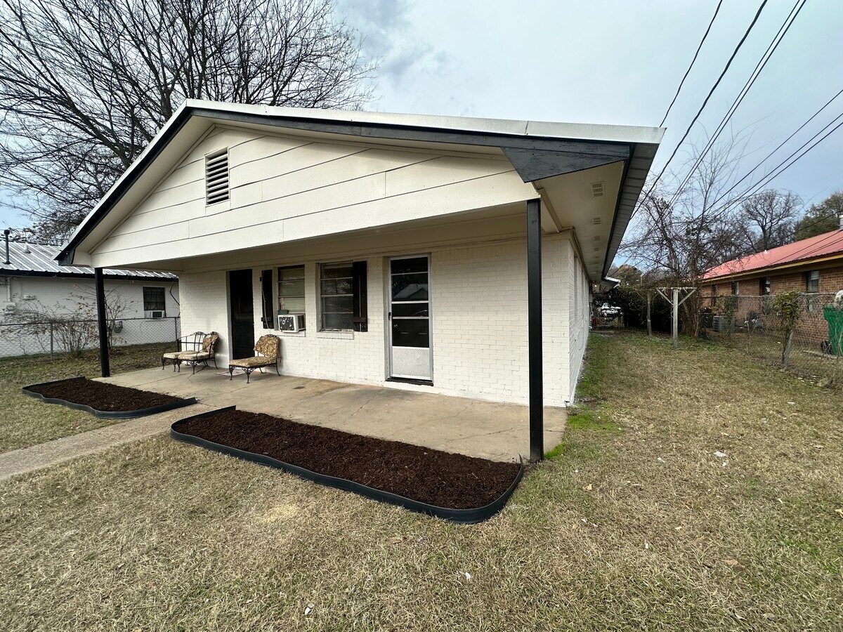 Photo - 1819 10th Ave N