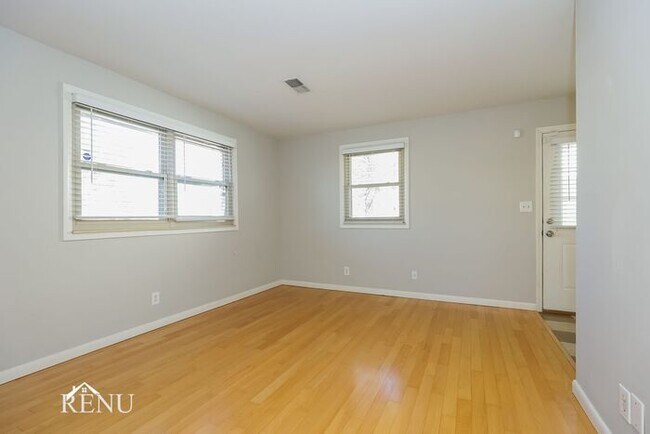 Photo - 116 Marshall Ct