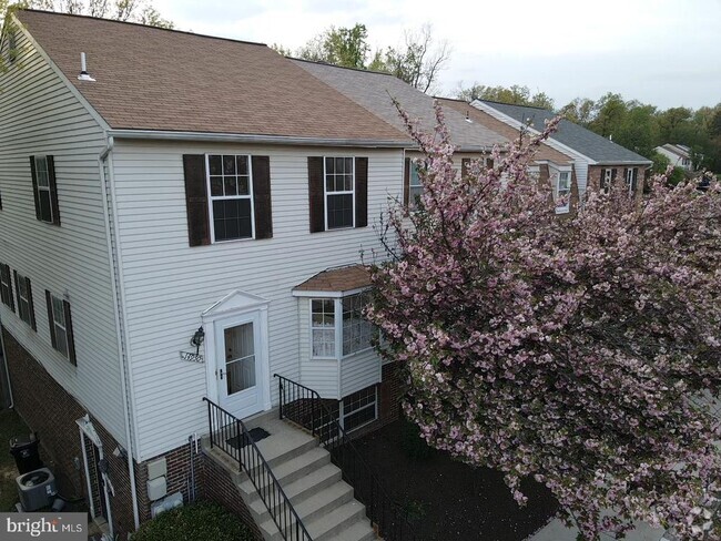Building Photo - 14950 Cherrywood Dr Rental