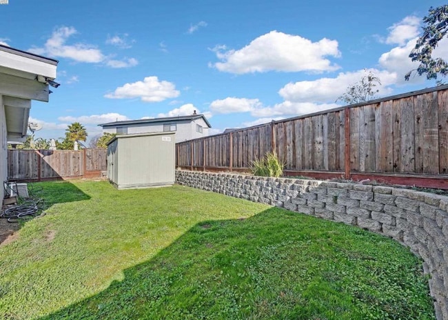 Photo - 24808 Mango St