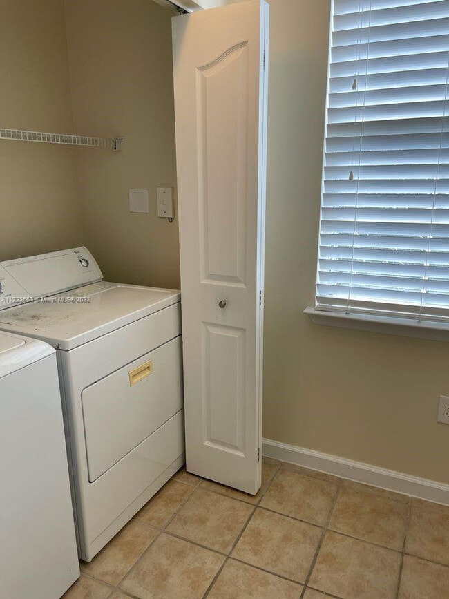 Photo - 9825 Baywinds Blvd Unit 825