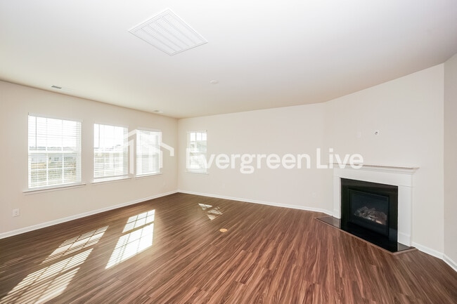 Photo - 6478 Fairfax Ct