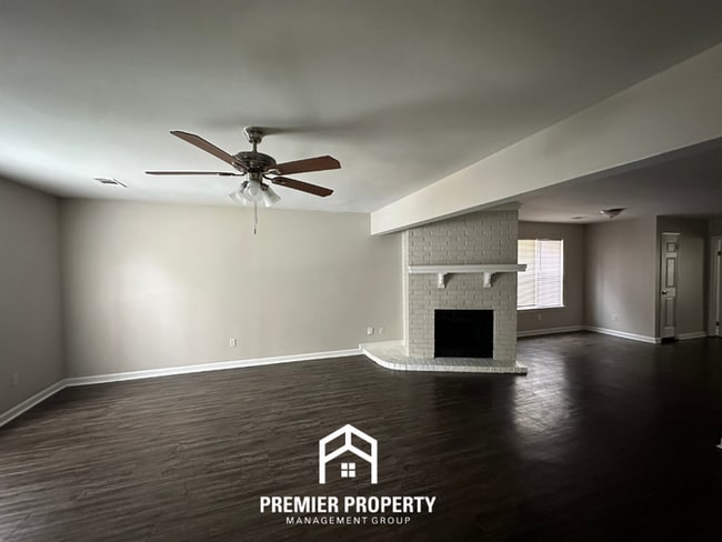 Photo - 3BR/3.5BA Cordova Rental with Wood Floors, Fireplace & Fenced Yard