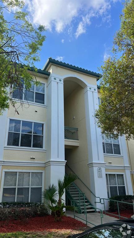 Building Photo - 8927 Legacy Ct Unit 302 Rental