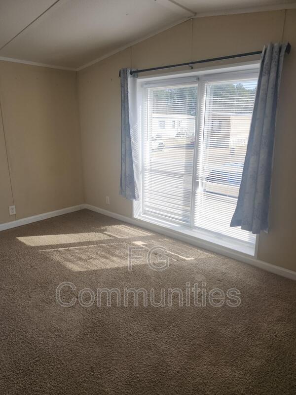 Photo - 1021 Crystal Blvd