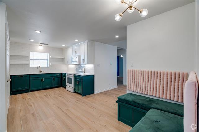 Building Photo - 753 Burr Oak Dr Rental