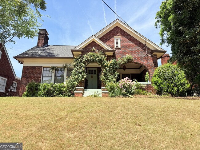 Building Photo - 557 Manford Rd SW