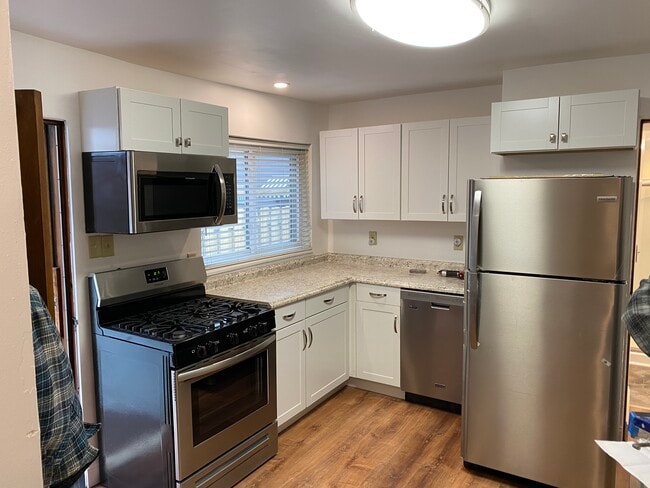 Photo - 2617 Jane St Unit 1