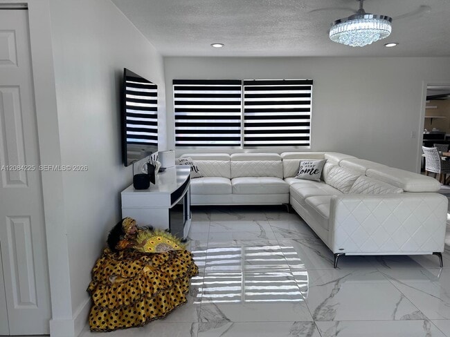 Photo - 1148 Grandview Cir