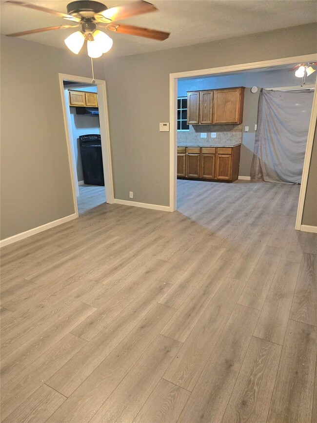 Photo - 9938 Kittrell St