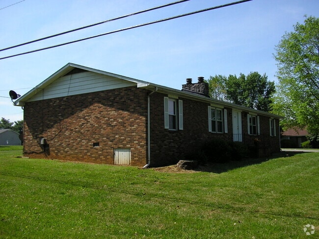 Building Photo - 2516 Edgehill Pl Rental