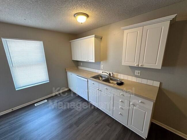 Photo - 5658 N Anita Ave