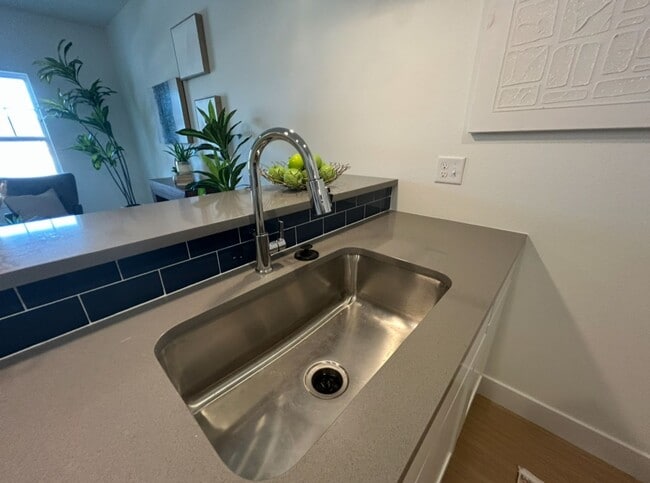 Photo - 1796 Riverview Dr Unidad - H2