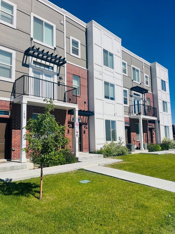 Photo - Beautiful townhome with garage and central...