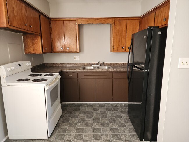 Kitchen - 8623 W Fond du Lac Ave Unit Apt. 1