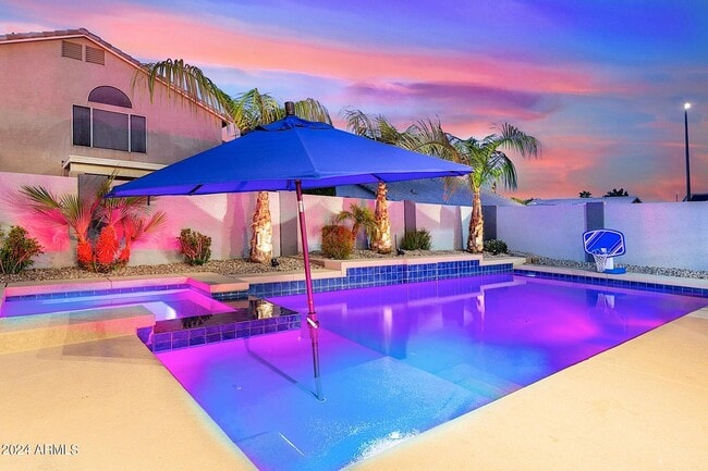 Photo - 1052 E Washington Ave