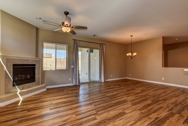 Photo - 3+den, 2 bath home for rent in Granville