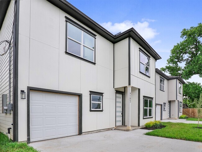Photo - 4103 E Toliver St