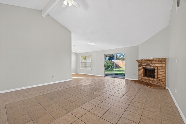 Photo - 5211 Devon Green Dr