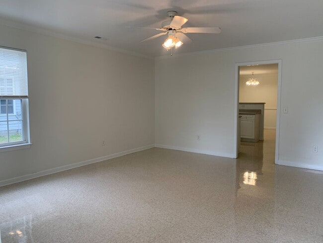Photo - 3 Bedroom 2 Bath House on Avondale Availab...