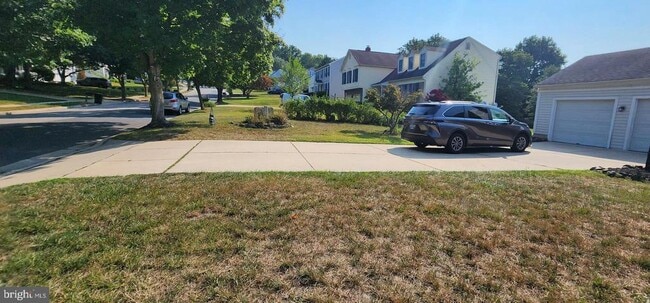 Building Photo - 3145 Elmmede Rd