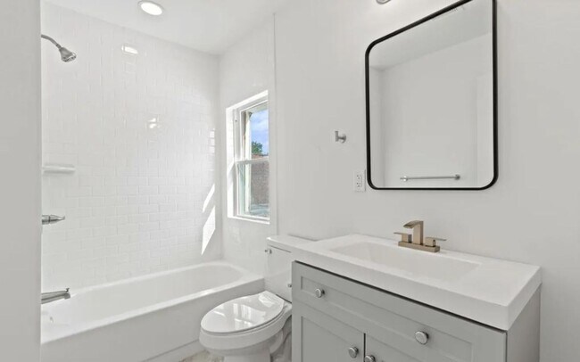 Photo - 4149 Lancaster Ave Unidad 1st Floor