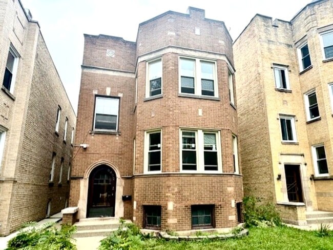 Building Photo - 5412 N Kimball Ave Unit 1 Rental