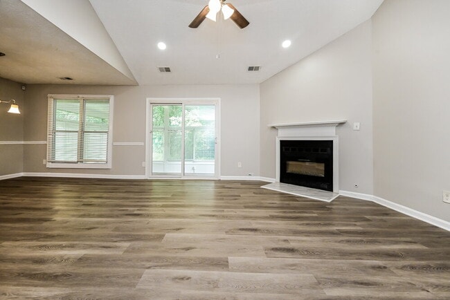 Photo - 2921 Sunset Ct