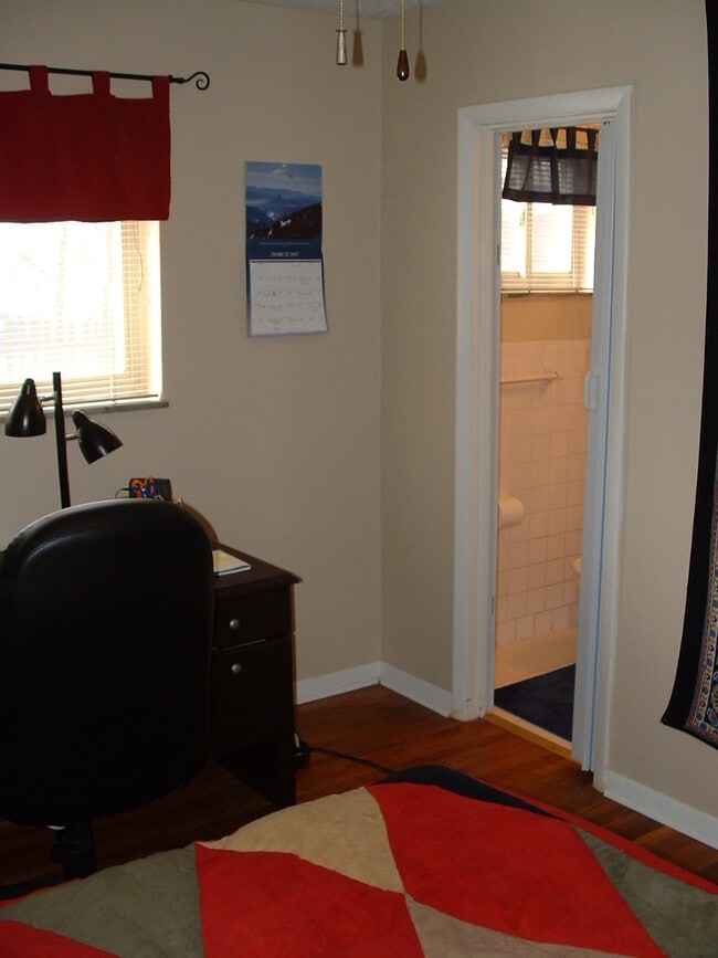 Photo - 1509 Highland Ave Unit FPA201 BR1 (OverLaundry & Utility Room)