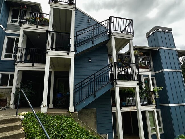 Photo - Beautiful 2BR|2BA with Washer and Dryer, T...