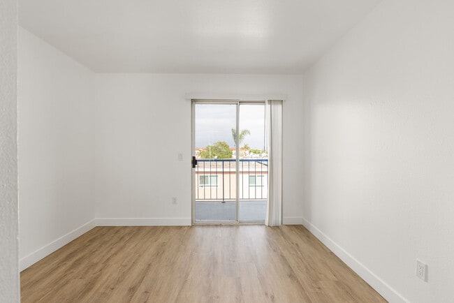 Photo - Mar at Grove