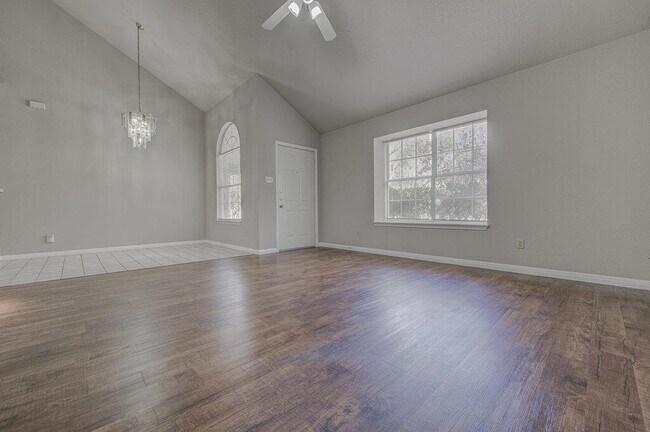 Photo - 2509 Riddle Rd