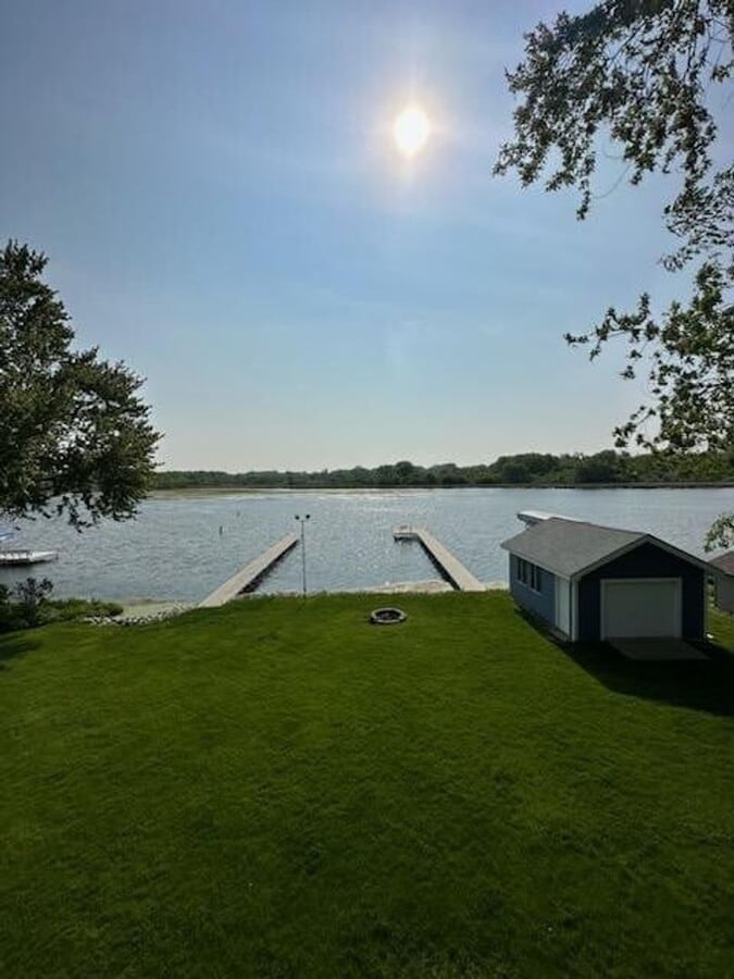 Photo - Lake Delavan Furnished Waterfront Home Ava...