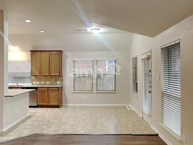 Photo - 2420 Avalon Trace Ln