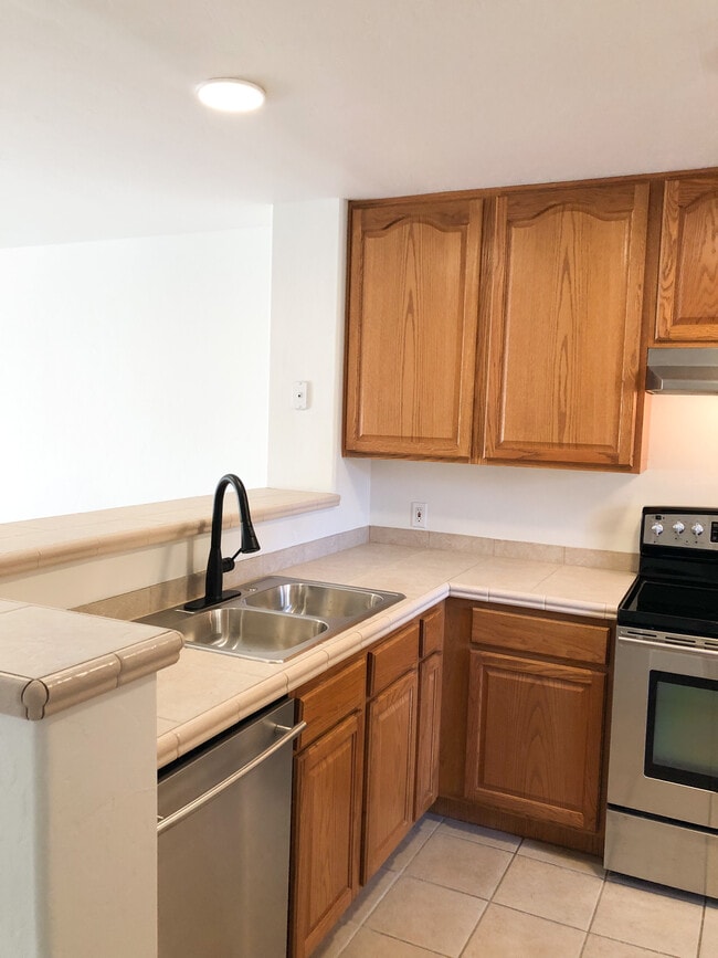 Photo - 5675 N Camino Esplendora Unit #2108