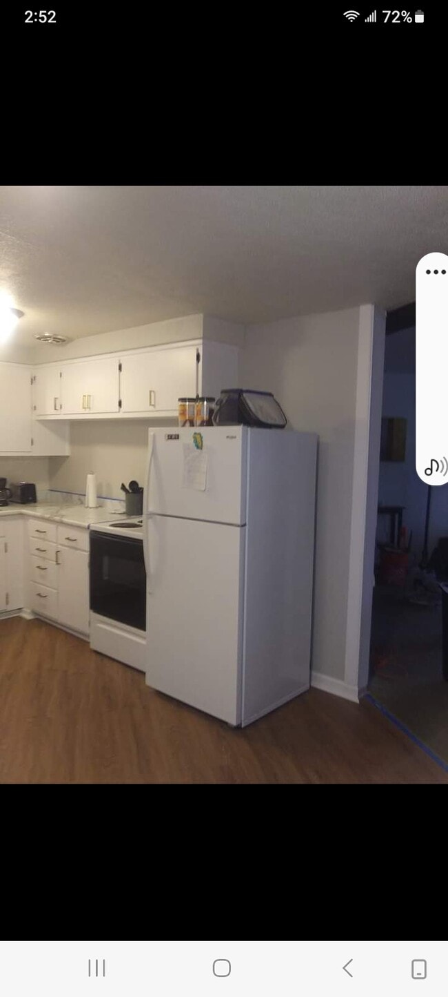 Building Photo - 1515 W Wisconsin Ave Unit Trent Fatla