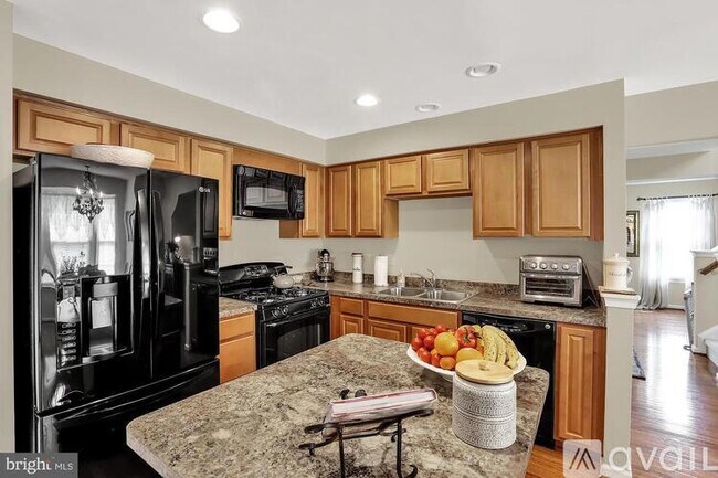 Photo - 822 Blossom Dr