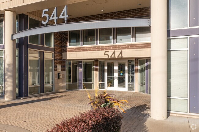 Entrance - 544 Oak at Parkside of Old Town