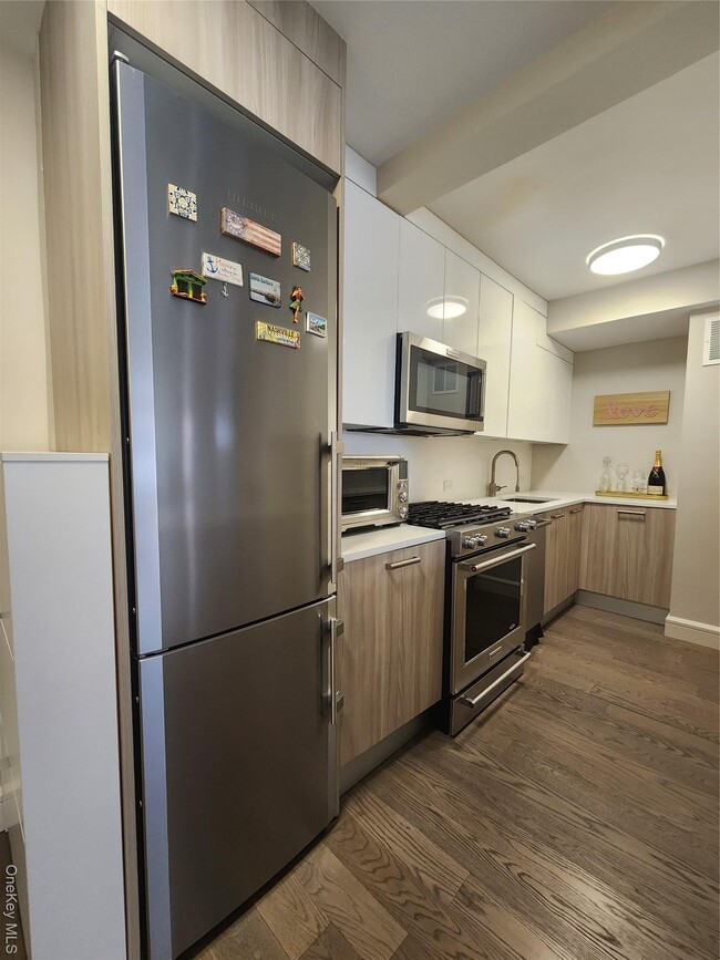 Photo - 107-40 Queens Blvd Unit 4D