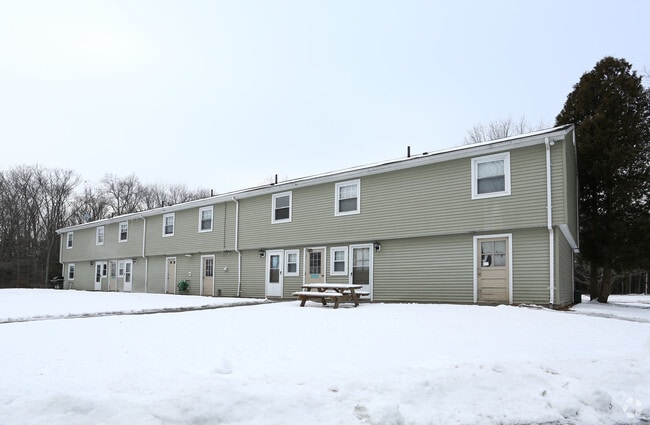 Photo - Colonial Village