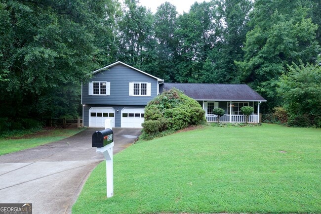 Building Photo - 3328 Mountain Hollow Dr