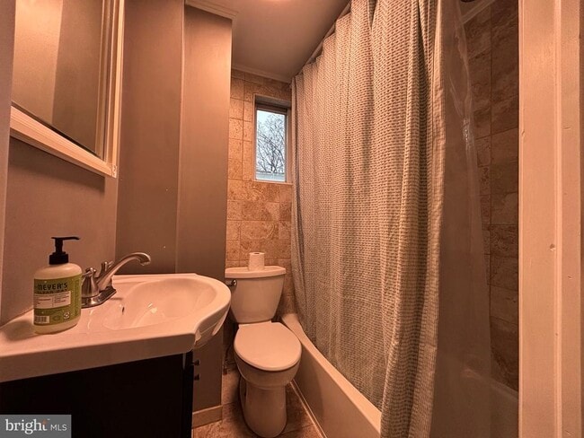 Photo - 182 Madison Ave