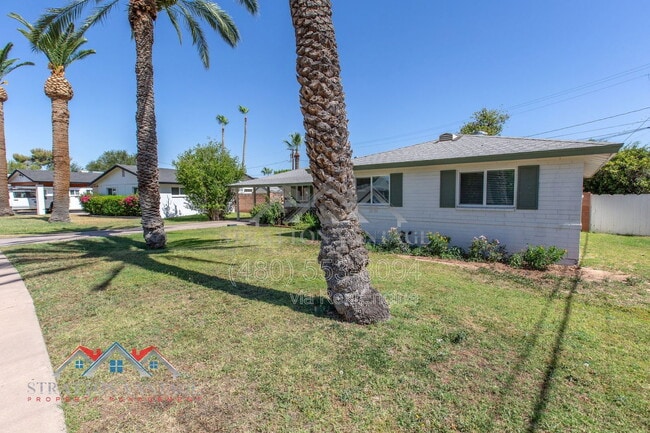 Photo - 3409 E Indianola Ave