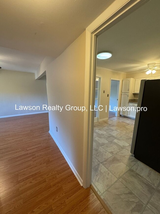 Photo - Two Bedroom Condo w/ Updated Kitchen in Hu...