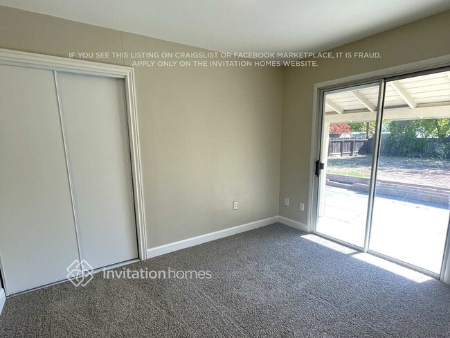 Photo - 3800 West Way