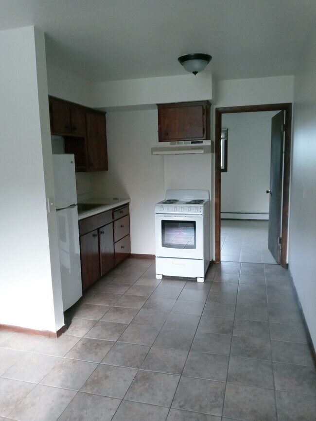 Photo - Main Street Apartments