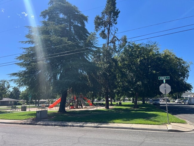 Photo - 3BD/1BA House in Yuba City COMING SOON! 1 Year lease