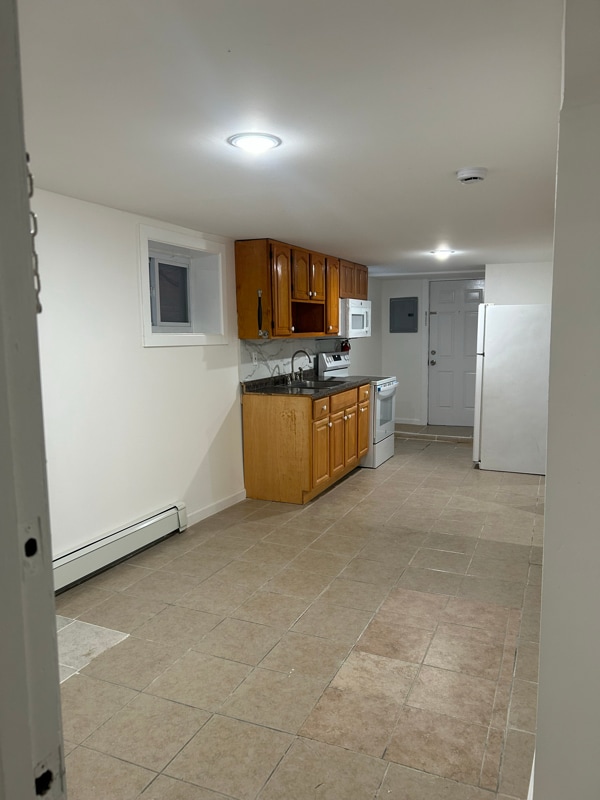 Building Photo - 66 Linden Ave Rental