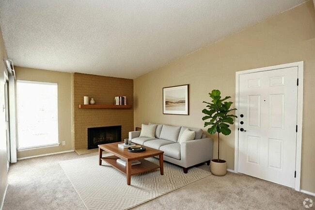 Photo - Huntington Hills Apartments